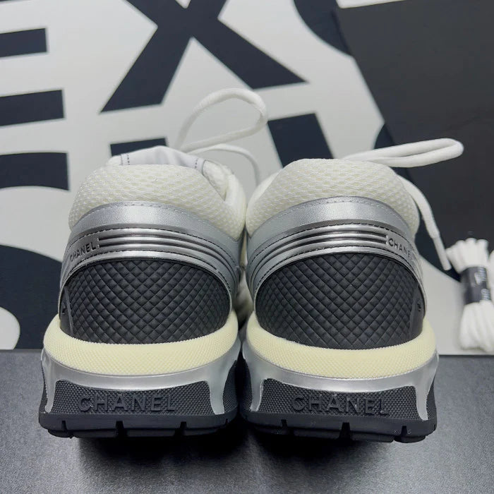 Sneakersfeet+ Chanel Top Trainer