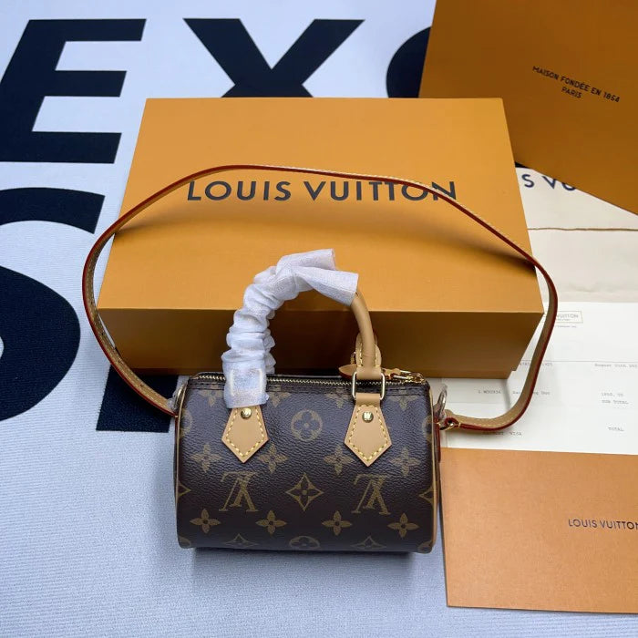 Sneakersfeet+ L&V Speedy