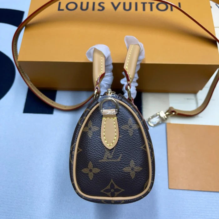 Sneakersfeet+ L&V Speedy