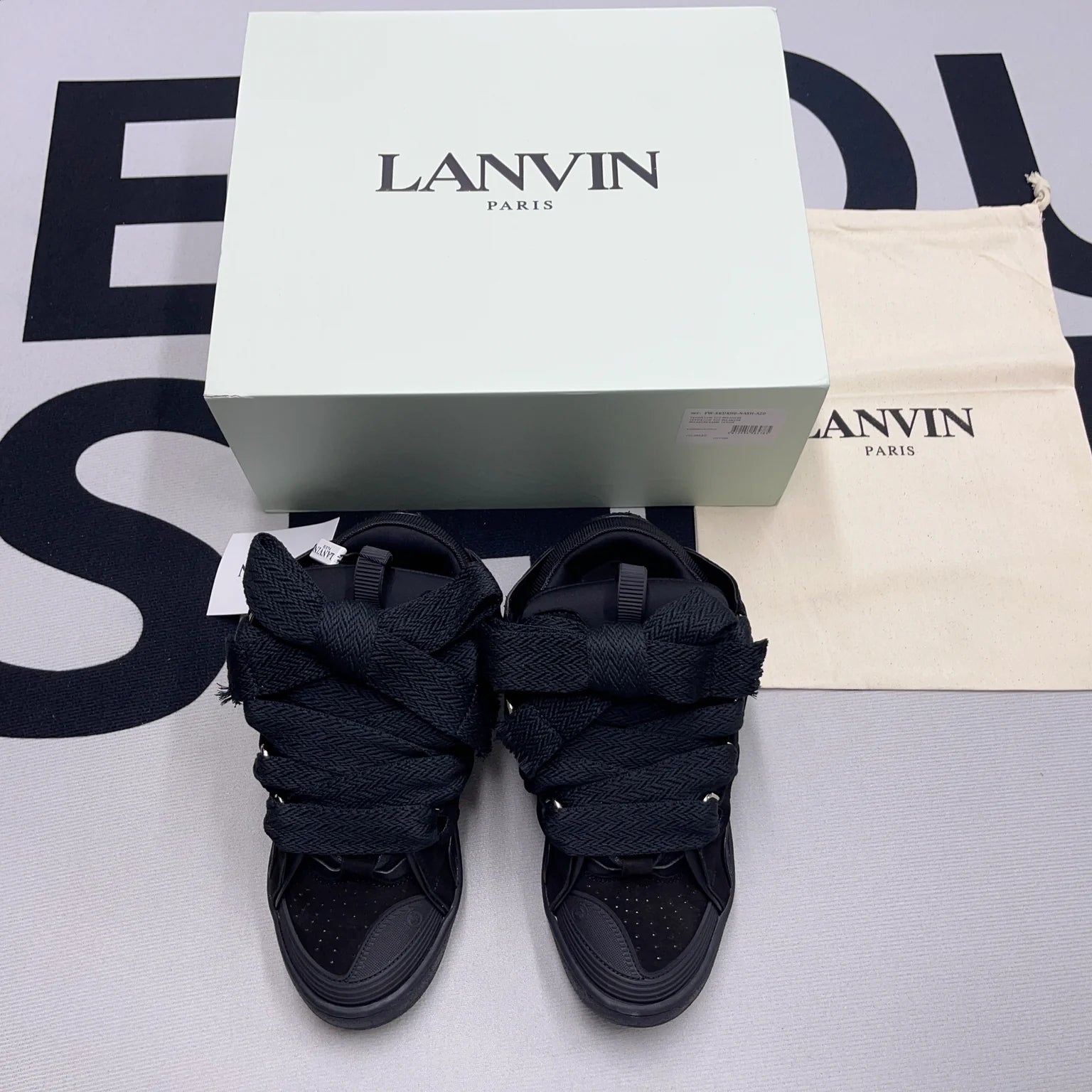 Sneakersfeet+ Lanvin Curb